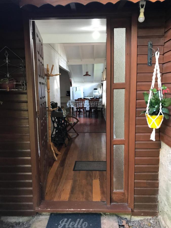 Casa Calandra chalé colonial de madeira na serra gaúcha, CanelaRS Villa Esterno foto